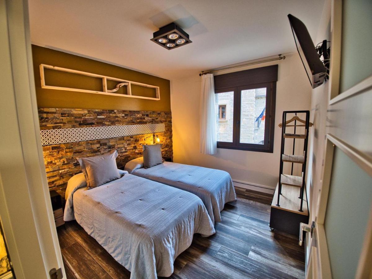 Apartamentos Valle De Ordesa-Torla Eksteriør bilde